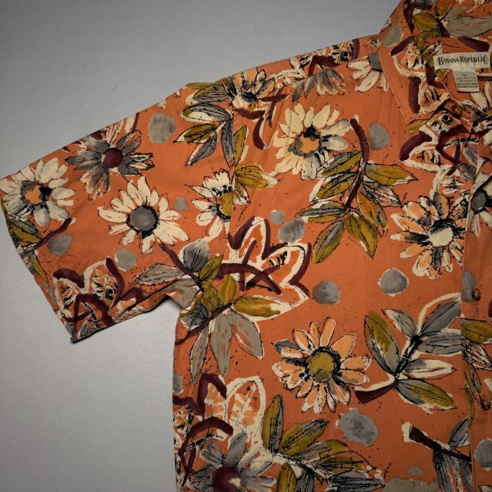 VTG Banana Republic Hawaiian Shirt Mens M Peach Cotton Tropic Daisy Miami Pastel